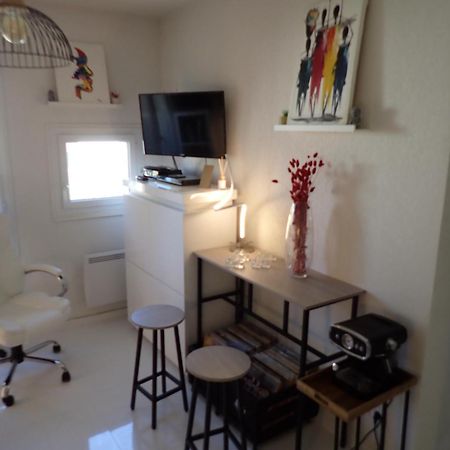Suite 1 Chambre, 1 Sejour, Climatise, Piscines, 400M De La Mer La Londe-les-Maures Exteriör bild